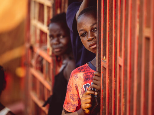 Fenómenos fisiológicos “invisibles” por privaciones socioeconómicas como desafíos para el diseño de políticas