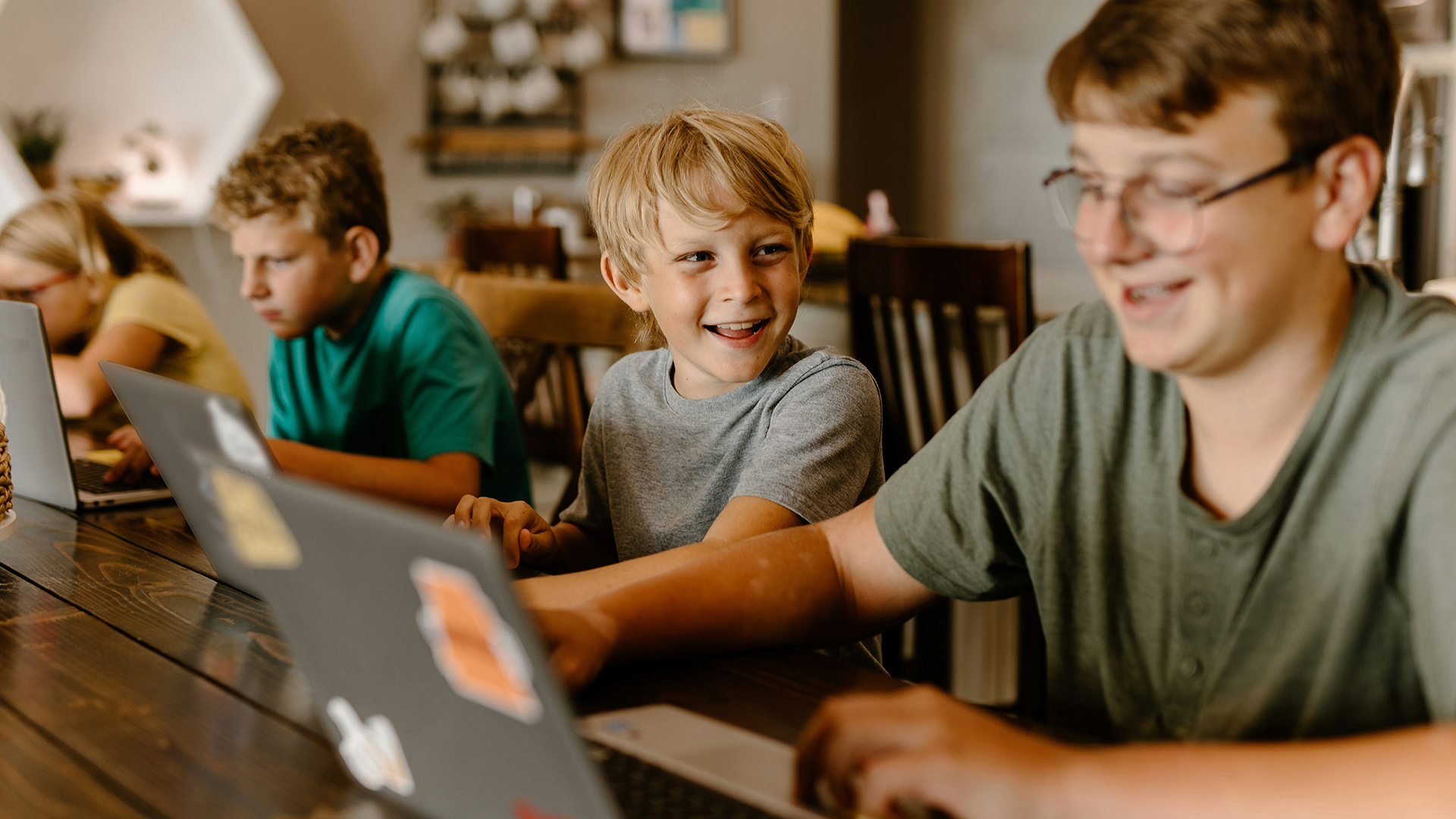 Is learning computer programming associated with developing thinking skills?