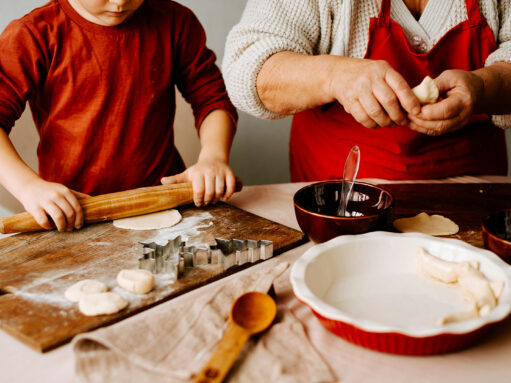 Early proportional reasoning and probabilistic thinking predict math achievement at school