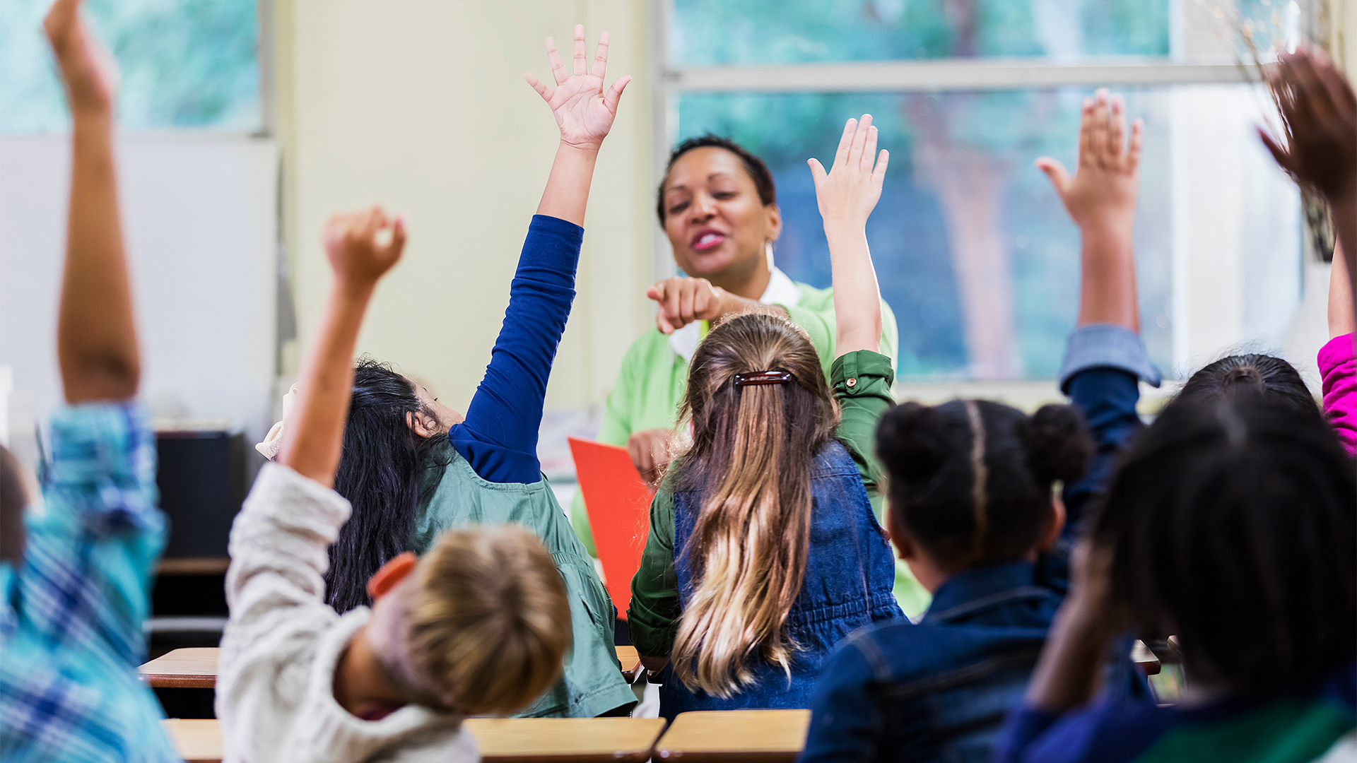 Developing brain networks for working memory in the classroom